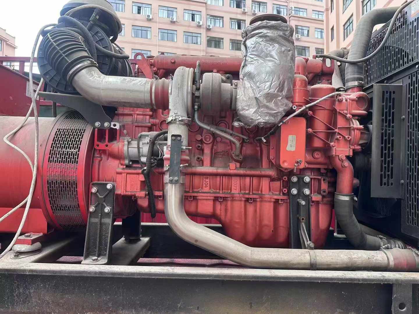 荣成如何选择适合 600kW 柴油发电机组的过载保护器？